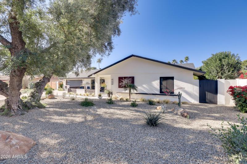 005 - 05 Exterior Front