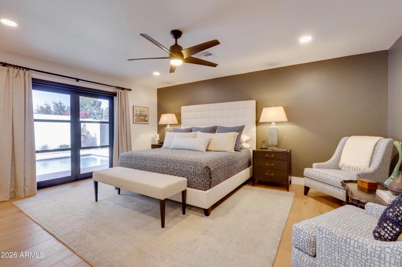 032 - 32 Primary Bedroom