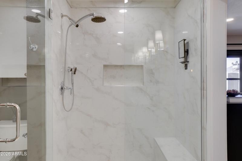 039 - 39 Primary Bathroom