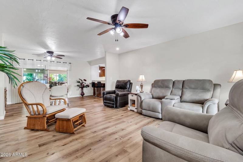 909 S 78th St-13_(2048)