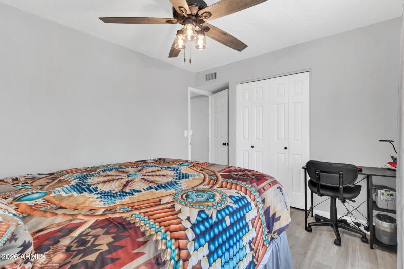 909 S 78th St-28_(2048)