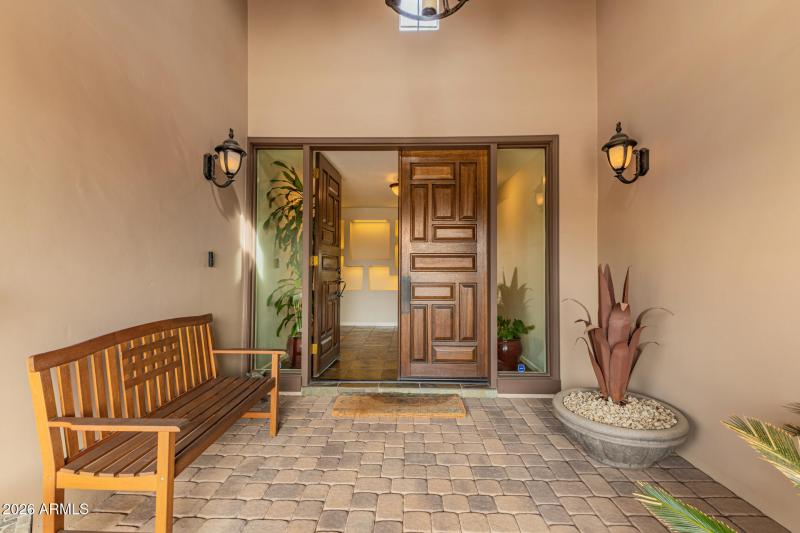 Custom niches in formal entry