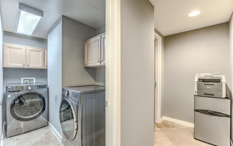 Laundry/Private 2nd Exit