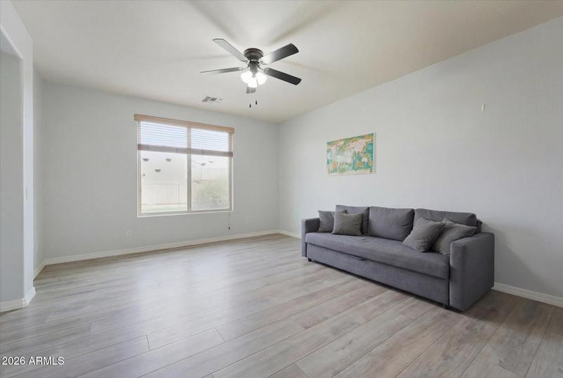 Formal dinning or flex space