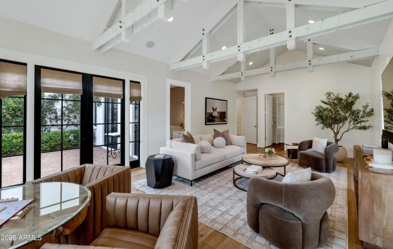 5445 E Exeter Blvd-print-042-056-TOD5033