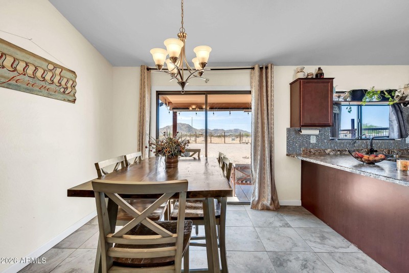 8912 N Johnson Rd-2