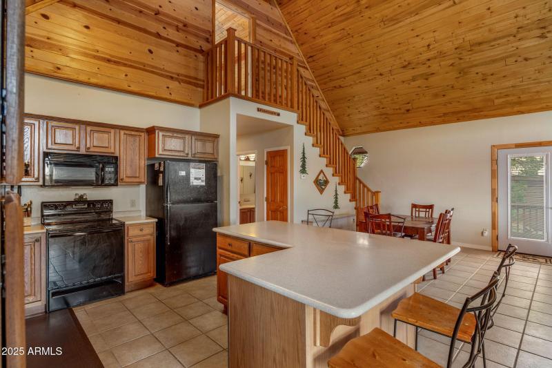 2781AirParkDr-Overgaard-AZ-9