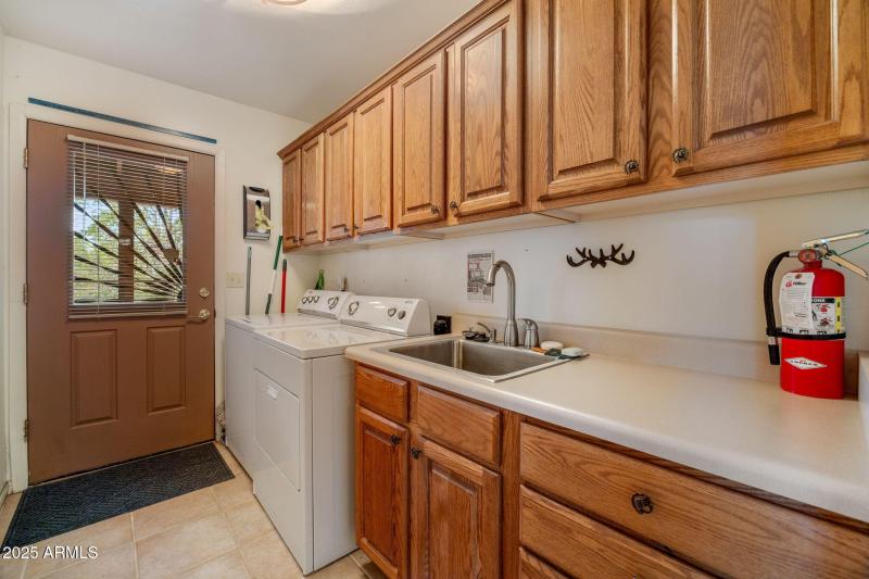 2781AirParkDr-Overgaard-AZ-18