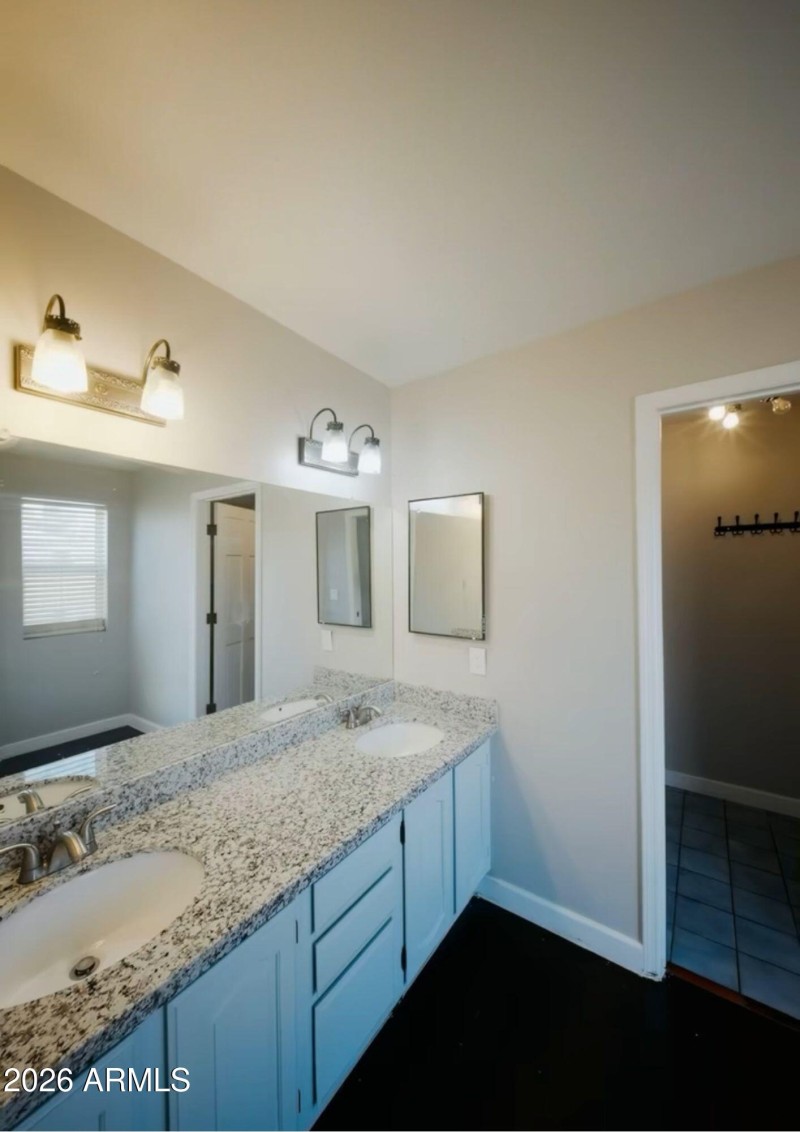 8) 66873-696d48516c3ba