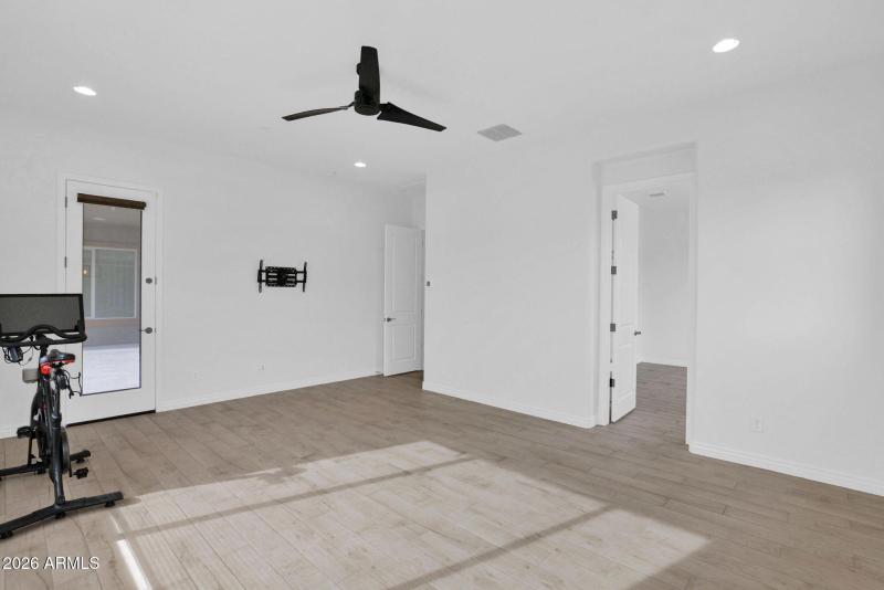 10-web-or-mls-P1459242