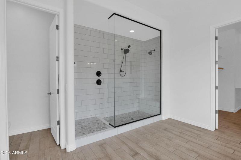 13-web-or-mls-P1459247