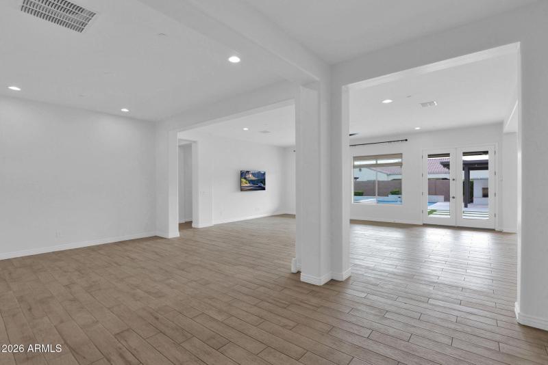 26-web-or-mls-P1459280