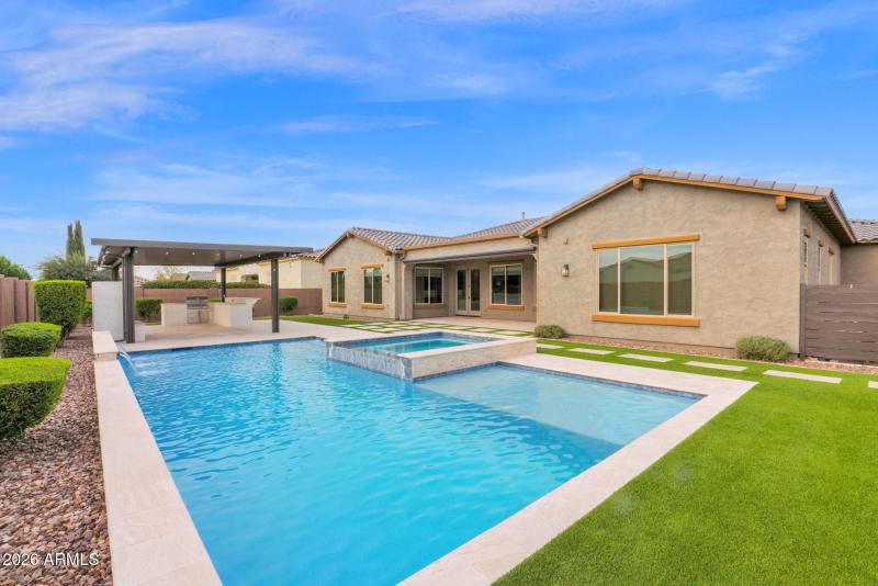 56-web-or-mls-P1459346