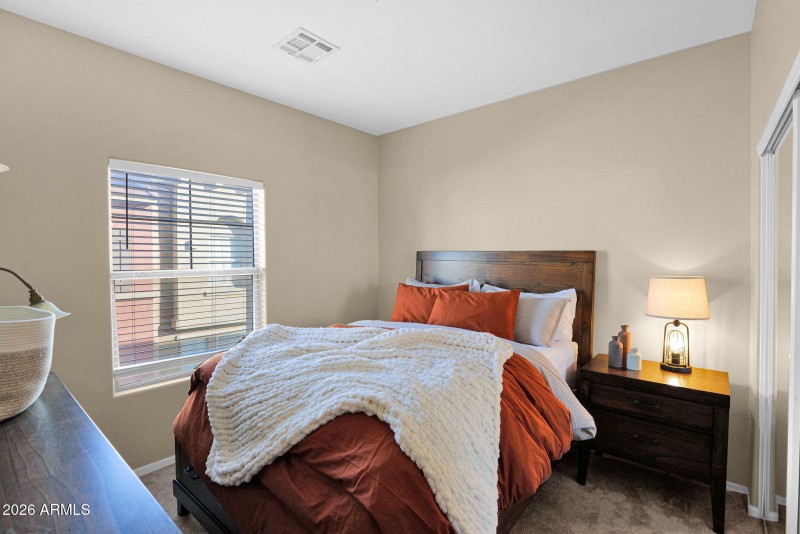 24-web-or-mls-P1448978