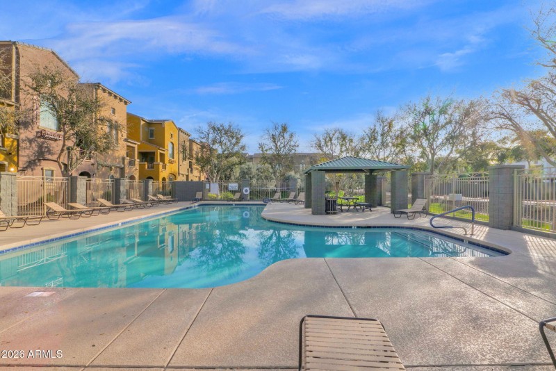 35-web-or-mls-P1448997