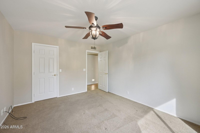 21-web-or-mls-N 92nd Ave-S2201-021