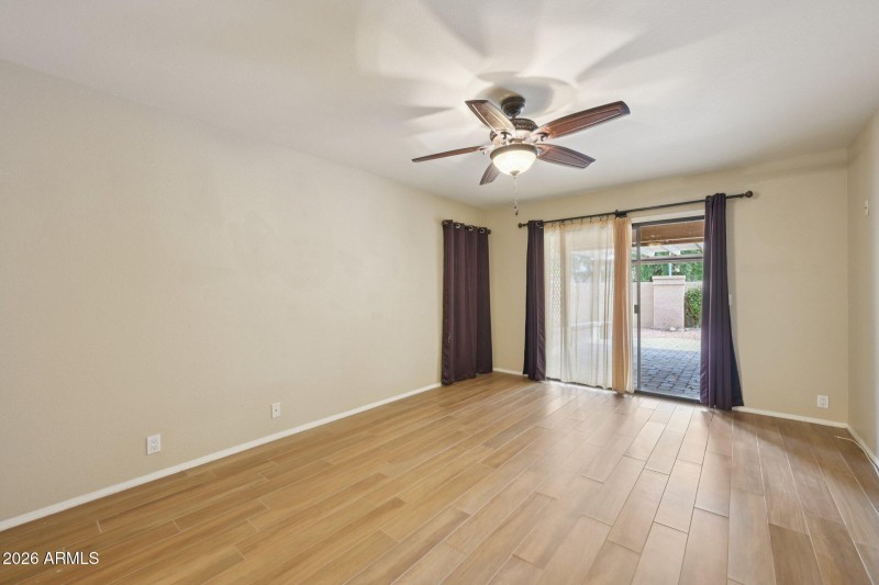 22-web-or-mls-N 92nd Ave-S2201-022