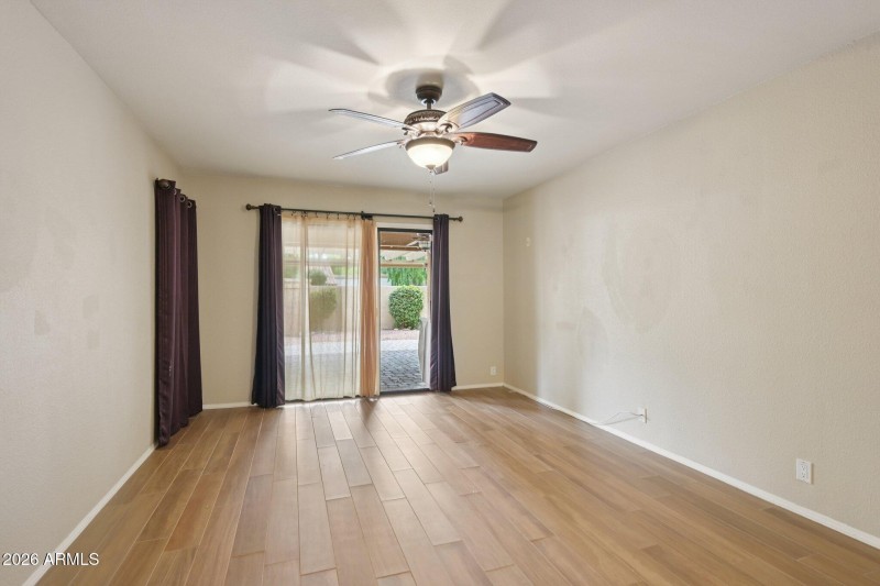 24-web-or-mls-N 92nd Ave-S2201-024