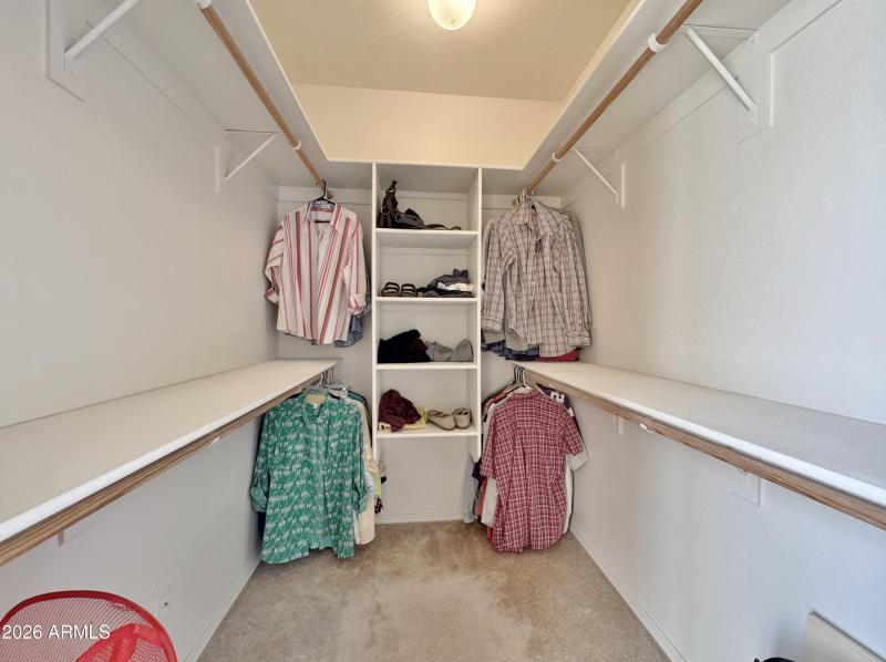 MBR walk in closet