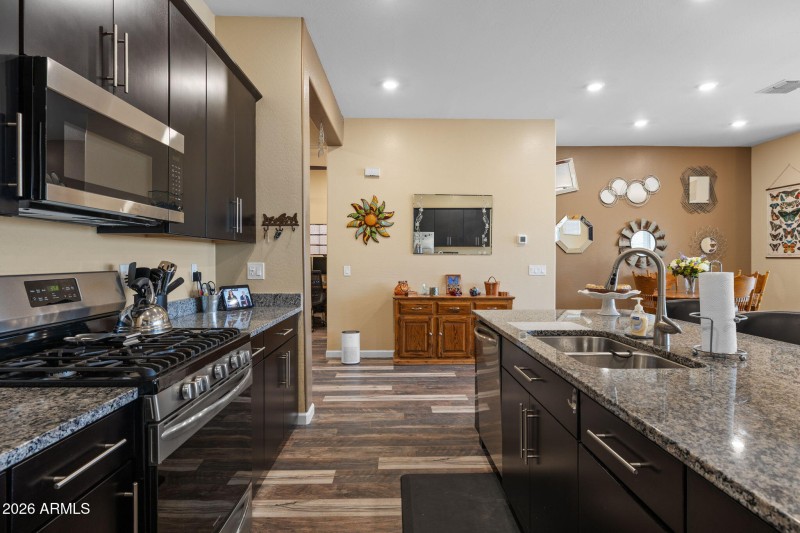 18502 W Desert Trumpet Rd Goodyear - 253