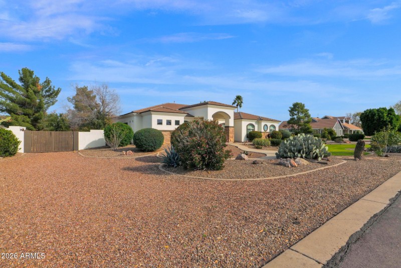 21102 Pummelos - 03Exterior
