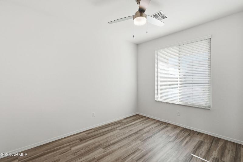 17572 W COUNTRY CLUB TER