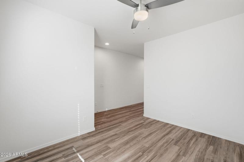 17572 W COUNTRY CLUB TER