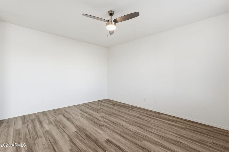 17572 W COUNTRY CLUB TER