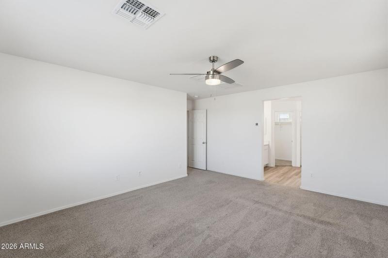 17572 W COUNTRY CLUB TER