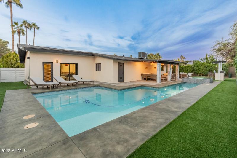 6621 E Dreyfus Ave-81