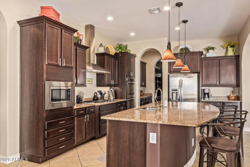 fabulous chef's kitchen