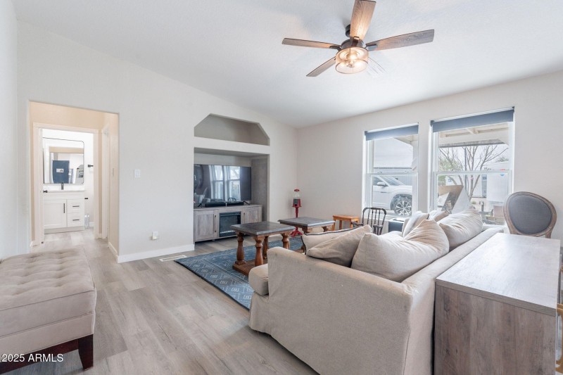 27-web-or-mls-Buckeye-27