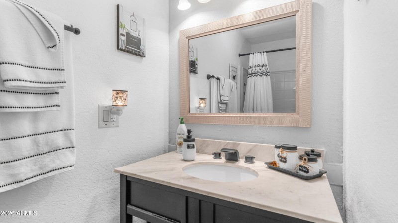 20250731082443859417000000-o