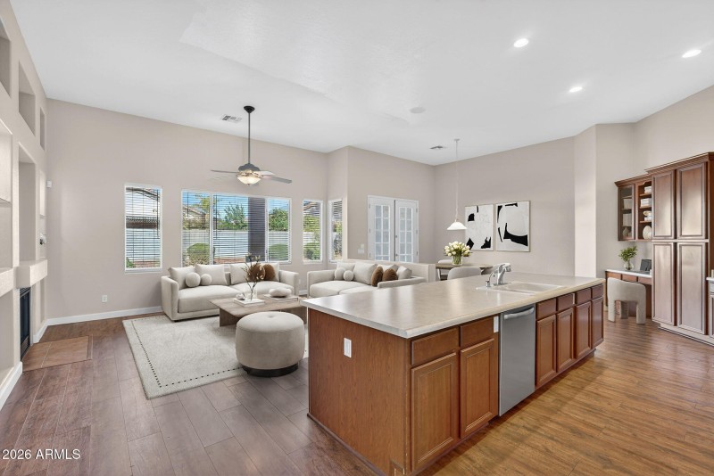 family room (1)