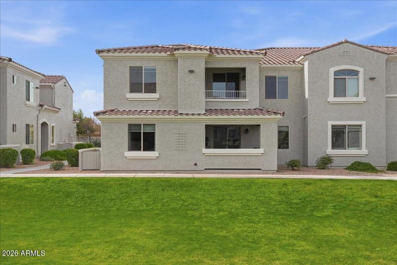 02-900 S Canal Dr 114_RedHogMedia