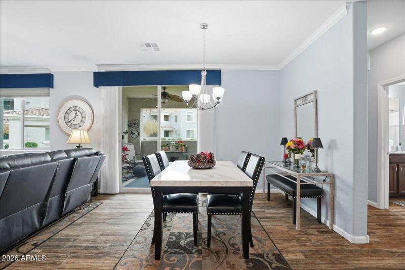 06-900 S Canal Dr 114_RedHogMedia