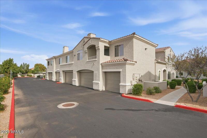 32-900 S Canal Dr 114_RedHogMedia