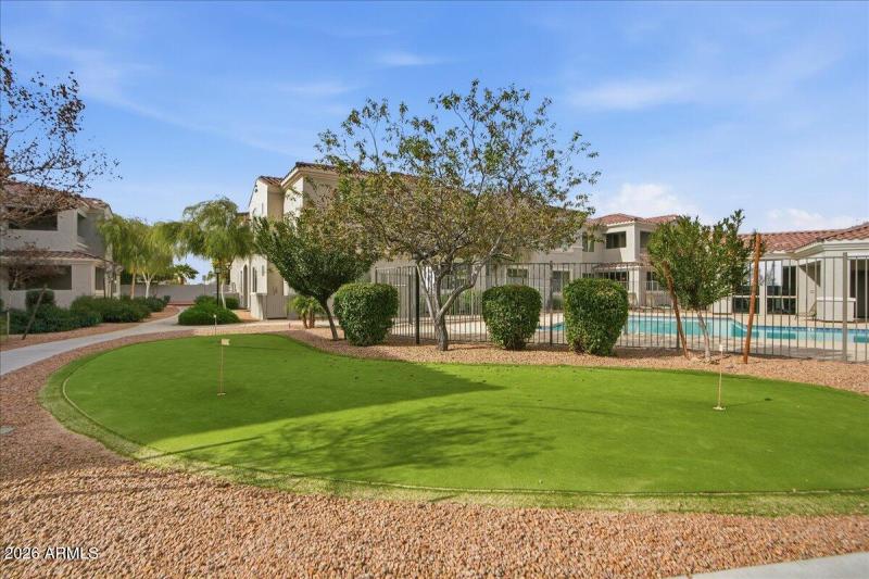 35-900 S Canal Dr 114_RedHogMedia