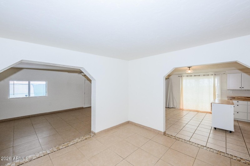 015 - 310 2nd Street