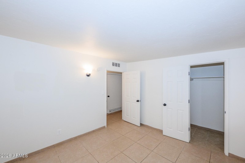 033 - 310 2nd Street