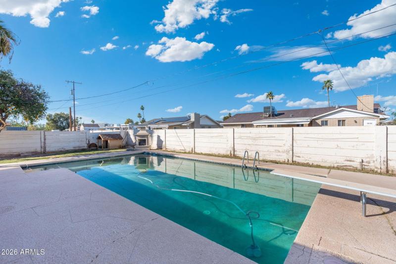 29-web-or-mls-DSC08157-HDR-Edit