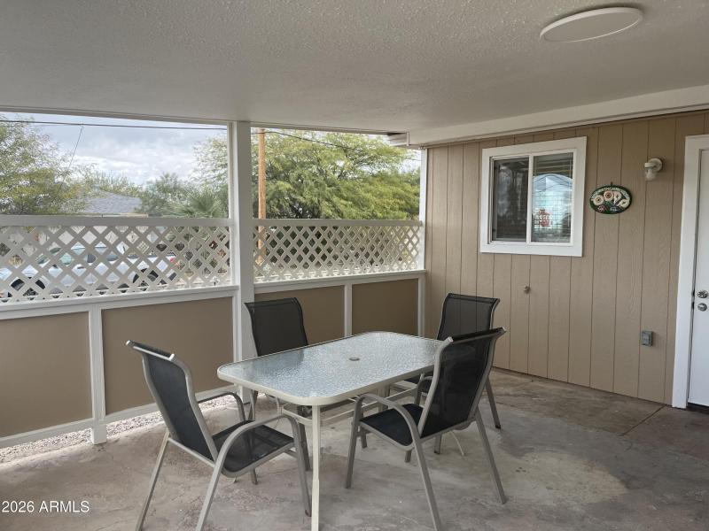 300 W 2nd Ave back patio