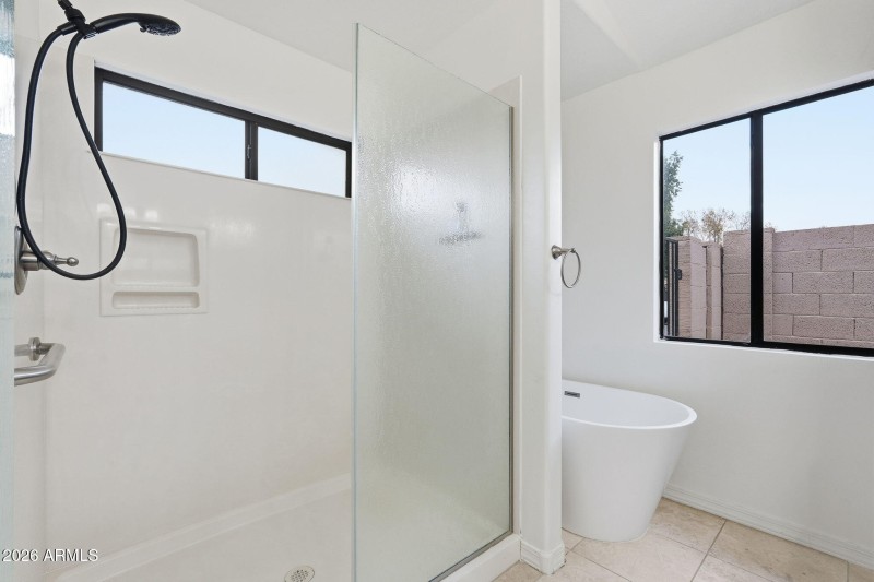 Primary En Suite