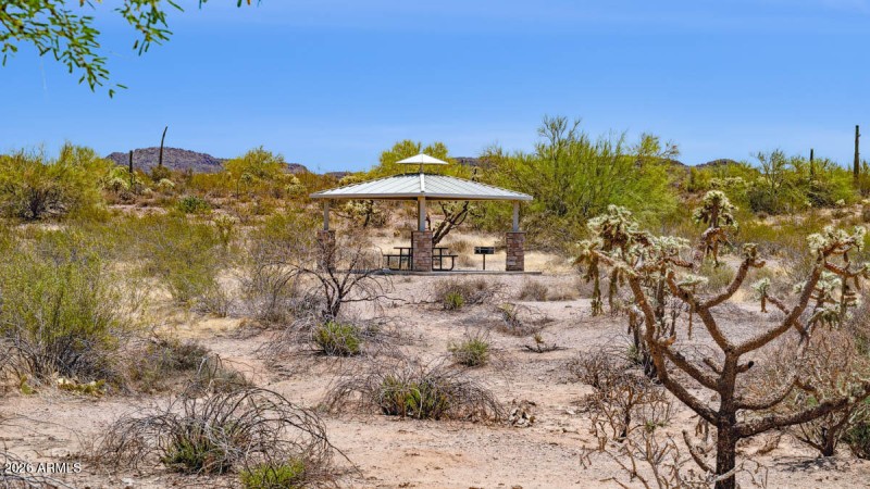 Entrada Del Oro Gazebos