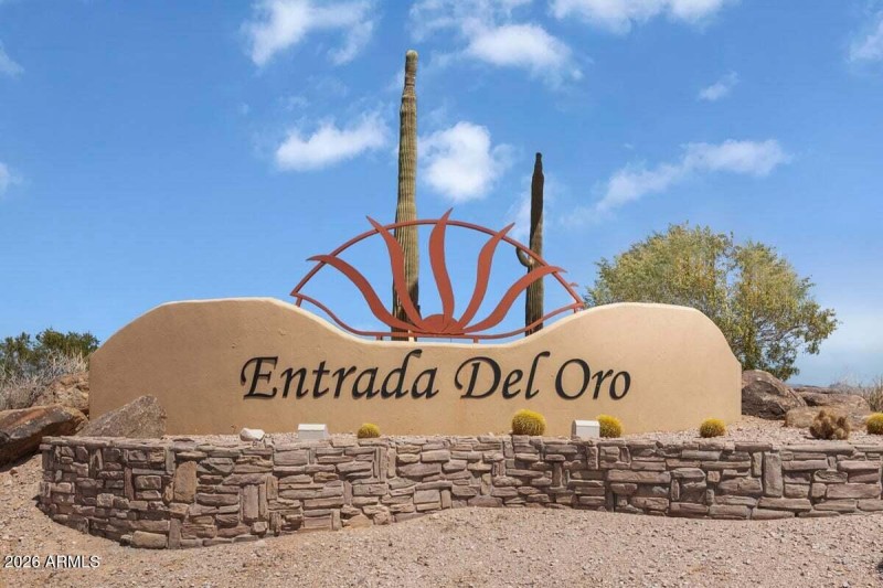 Entrada Del Oro