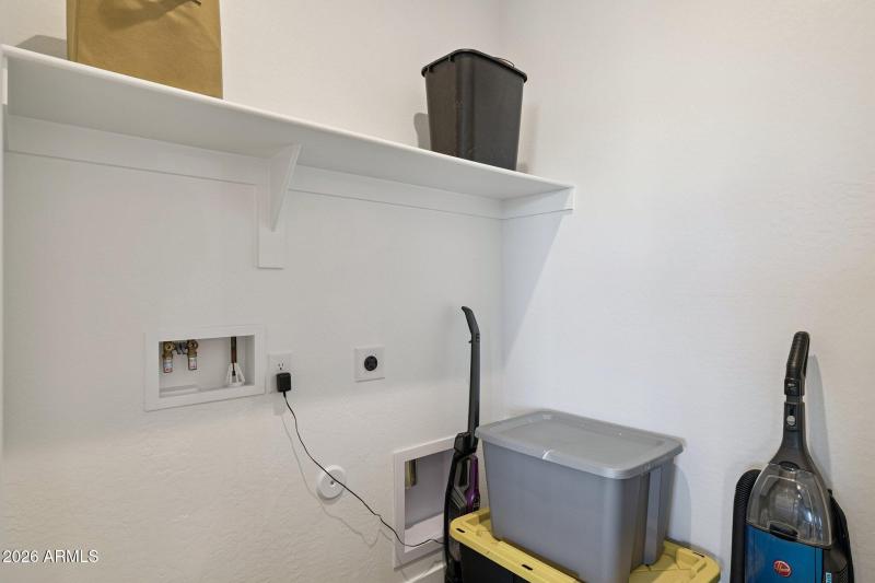 20-web-or-mls-7227-s-sandal-rd