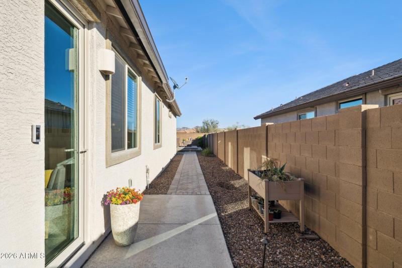 46-web-or-mls-7227-s-sandal-rd