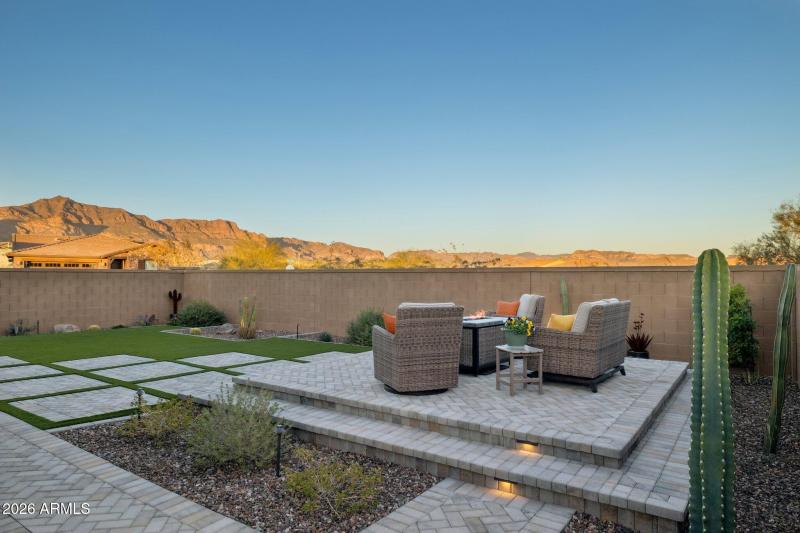 63-web-or-mls-7227-s-sandal-rd