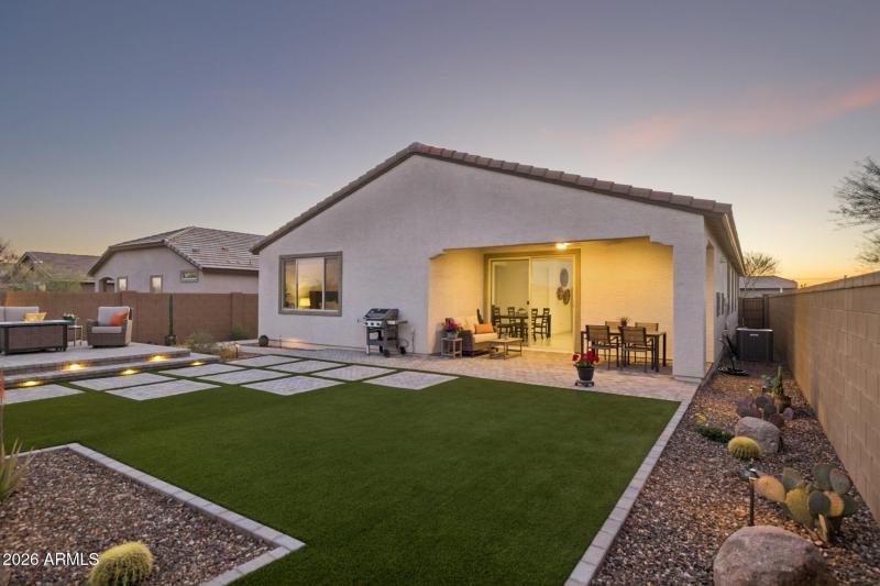 73-web-or-mls-7227-s-sandal-rd