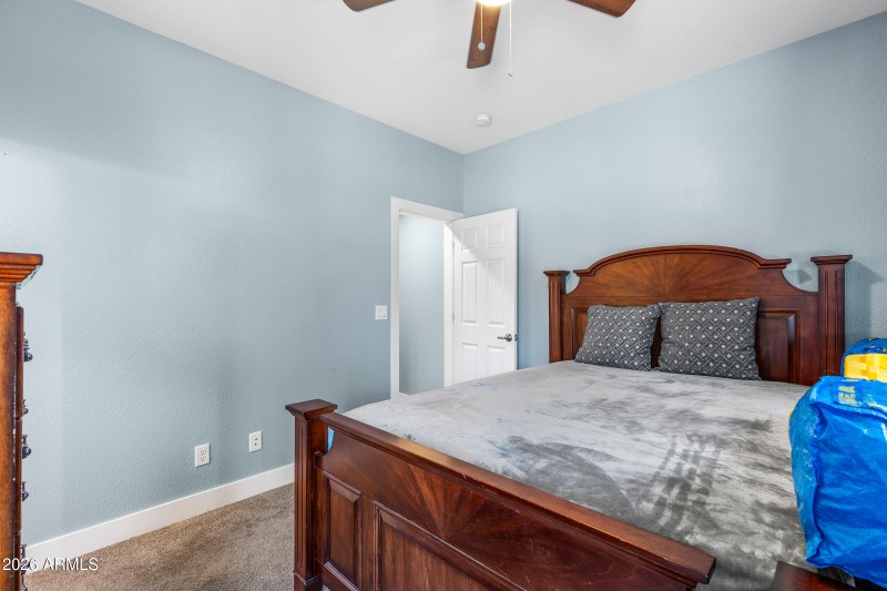 2545 W Cripple Creek Dr.-17